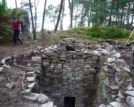 PXL063 ... avec une très belle cheminée ................. il fait faim un peu non ????