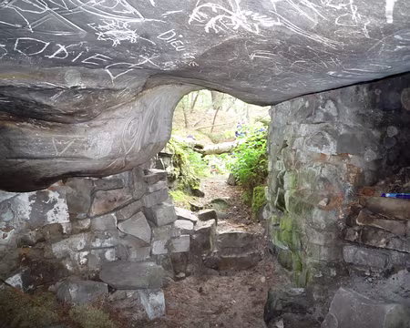 PXL091 Le plafond a malheureusement fait l'objet de 'vandalisme'