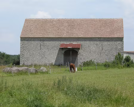 011 Bâtiment d'un haras