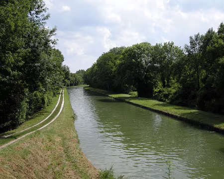 013 Le Loing avec son chemin de halage