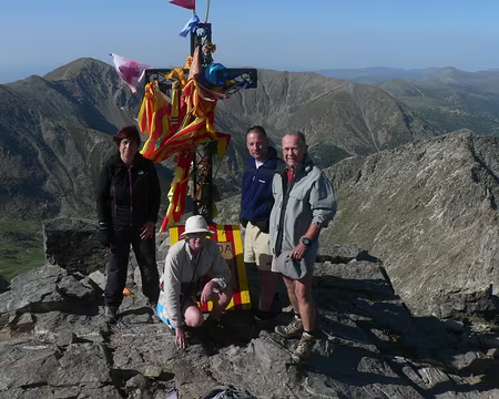 21 Le Pic du Canigou et Bernadette, Marylise, Dominique et Philippe