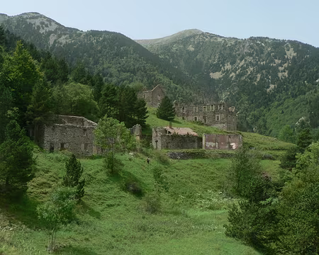 48 Anciennes mines de fer de la Pinosa - 1360m