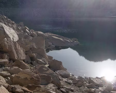 PXL031 Estany de Mar dans le granit blanc