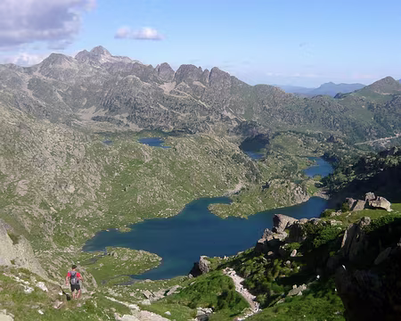 PXL068 Descente sur le cirque de Colomers et l'estany Obago