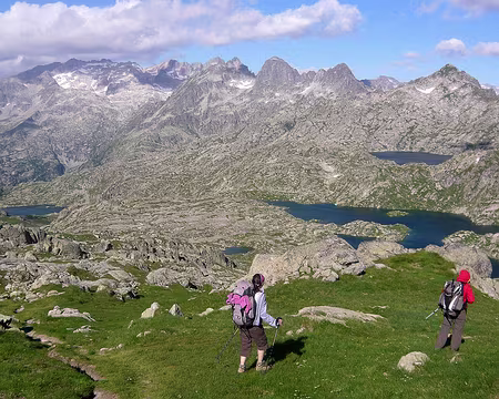 PXL082 Lacs à tous les étages (Mangades et Monges à droite)