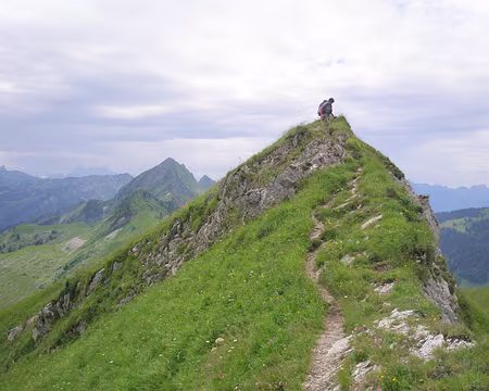 041 À l'assaut de la Dent de Lys.