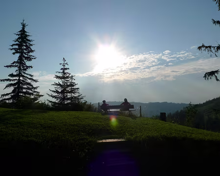 077 Repos, contemplation et bronzette, sous les derniers rayons de soleil de la journée.