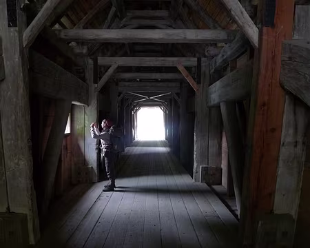 087 L'intérieur du pont.