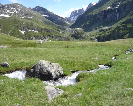 PXL008 La superbe salle de bain d'Avérole.