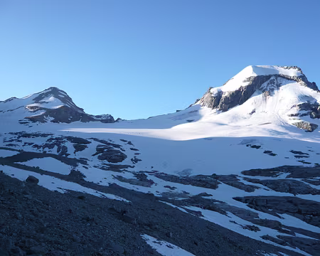 PXL081 Un col débonnaire nous attend, à plus de 3000 m