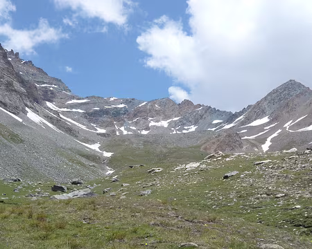 PXL111 Mais par le col Lauzon (au fond à droite)