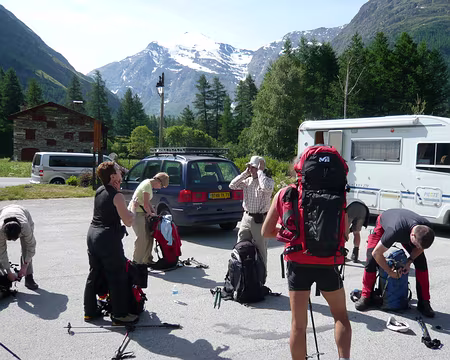 P1030204 Départ de randonnée à Bessans.
