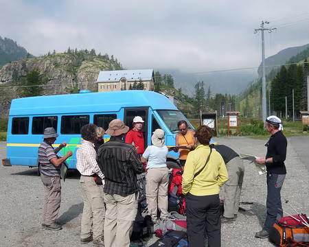 P1030321 Nous nous épargnons quelques kms de bitume.