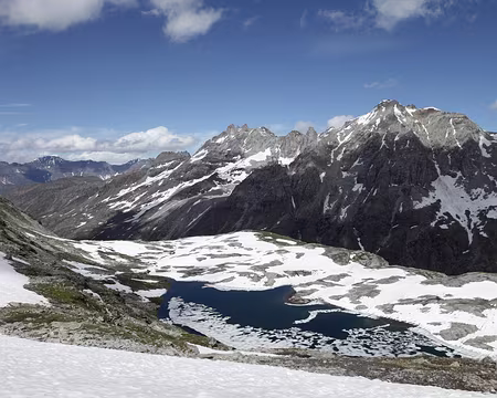 IMG_5922 Le Lac Noir, les Dents d'Ambin en arrière plan