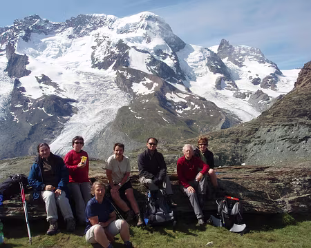 J3_DD Tous réunis face au Breithorn.
