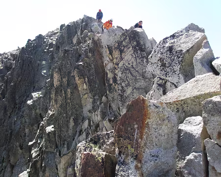 077 Bon, yapuka repasser le pont.