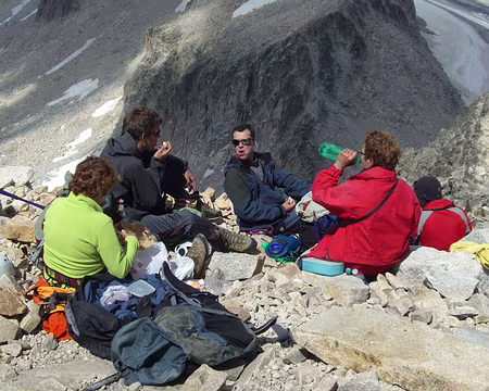 079 Un pique nique bien mérité.