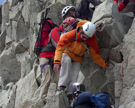 081 On redescend les rochers,