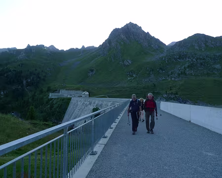 093 Traversée du barrage.
