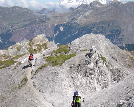 DSCN0500 Progression sur la Crête du Mont Charvet, avec vue sur le mont blanc