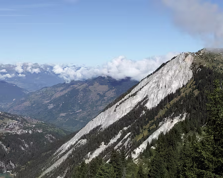 IMG_0399 Courchevel 1650 et la Dent de Villard (2285m)