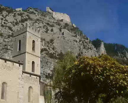 PXL044 Entrevaux, la cathédrale et la citadelle