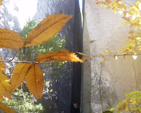 PXL102 Jeune grimpeur dans les grès d'Annot