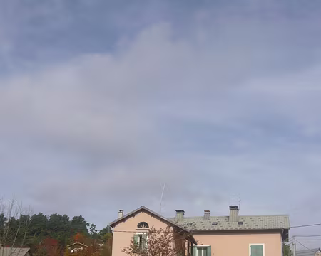 PXL127 Départ du gîte de la Colle St Michel