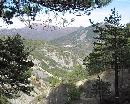 006 Au fond, La Croix sur Roudoule