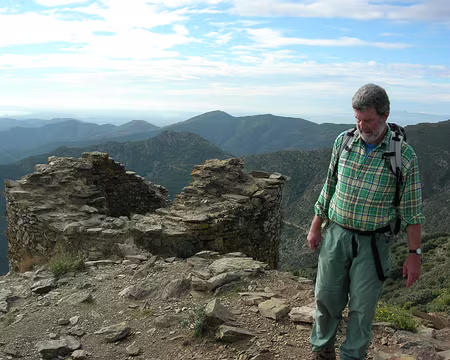 DSCN0973 Arrivee a la Tour de Carroig (670 m.).