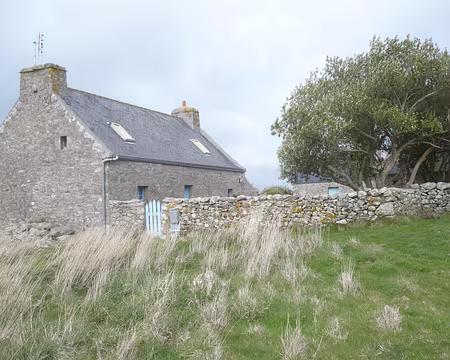 P1060274 Maison bretonne au sud de Lampaul