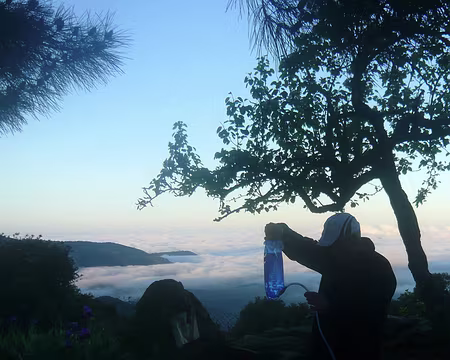 PXL029 préparation matinale au dessus des nuages