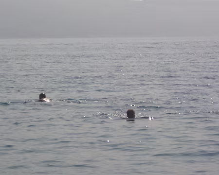 à la plage de Bussaglia fraiche mais non glacée