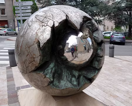 PXL061 Le futur de la terre vue à Mende