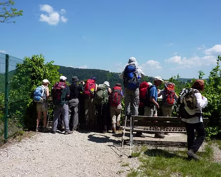 PXL047 On se presse pour admirer ...