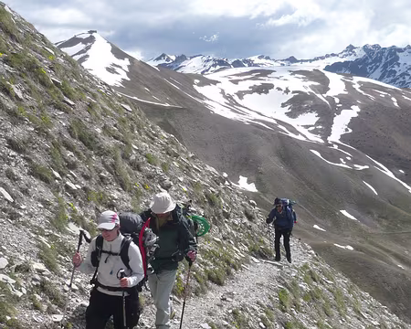 P1040563 5ème jour. Au-dessus du col de la Colombière, vers la crête de la Blanche.