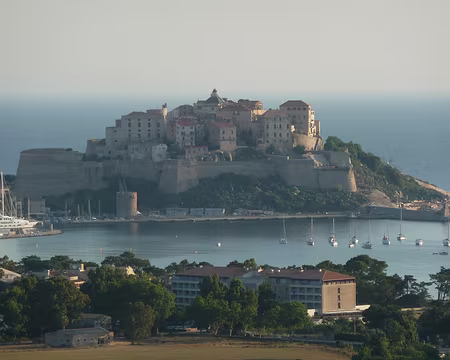 PXL004 FORTERESSE de CALVI - dimanche 4 juillet matin