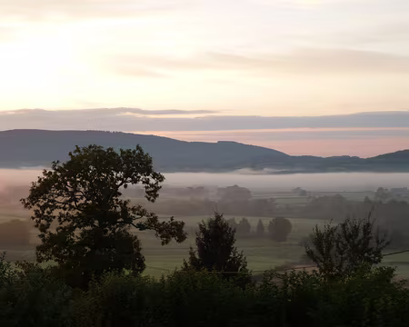 Z 1 Brumes matinales sur la vallée de l'Arroux
