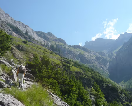 PXL001 Montée le long du lit de la Lizerne.