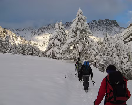 05 Montée vers le lac Bleu