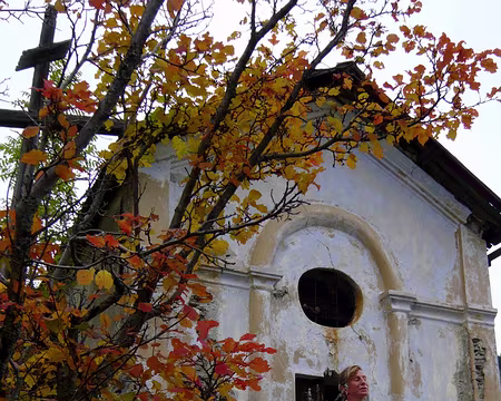 PXL032 Chapelle à Meyries