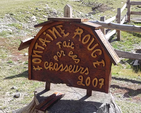 018 La Fontaine Rouge