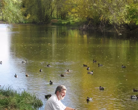 PXL070 Merci à Monique et Joël pour cette belle rando ensoleillée et arrosée d'excellents crus