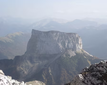 PXL029 Le mont-Aiguille vu depuis le Grand Veymont