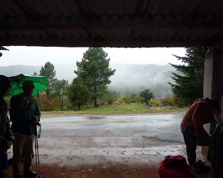 PXL000 sa301010 - 1ère pause ; ambiance à l'humidité... à suivre...