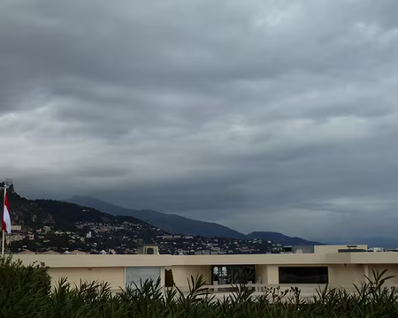 PXL009 Temps couvert sur le Mont Agel - 1148 m - (plan intermédiaire)