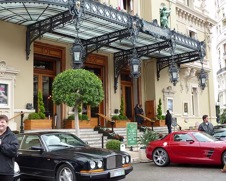 PXL013 Si bobo au pied, voiture avec chauffeur !