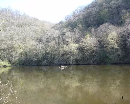 PXL025 Rocher à droite de la photo