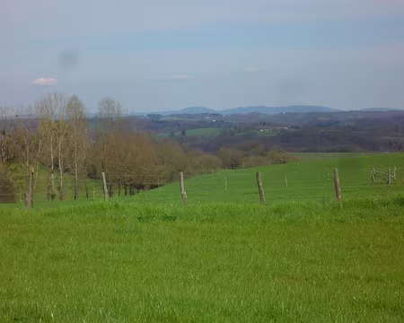 PXL067 A l'horizon, le Massif des Monédières