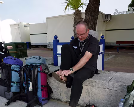 PXL004 La tong, élément indispensable en rando bivouac